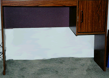 desk.gif (48171 bytes)